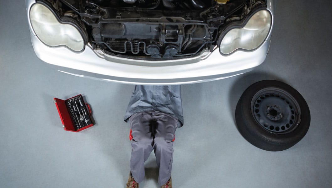 Houston highway mobile mechanic vehicle service Race Track Auto Center professional services
