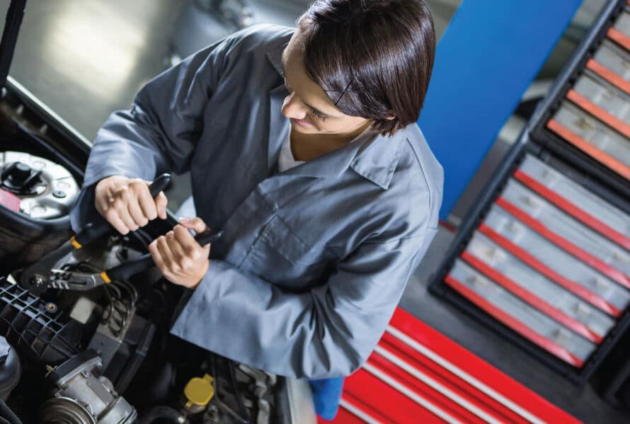Mobile mechanic Houston professional vehicle service mobile repair Race Track Auto Center Westchase