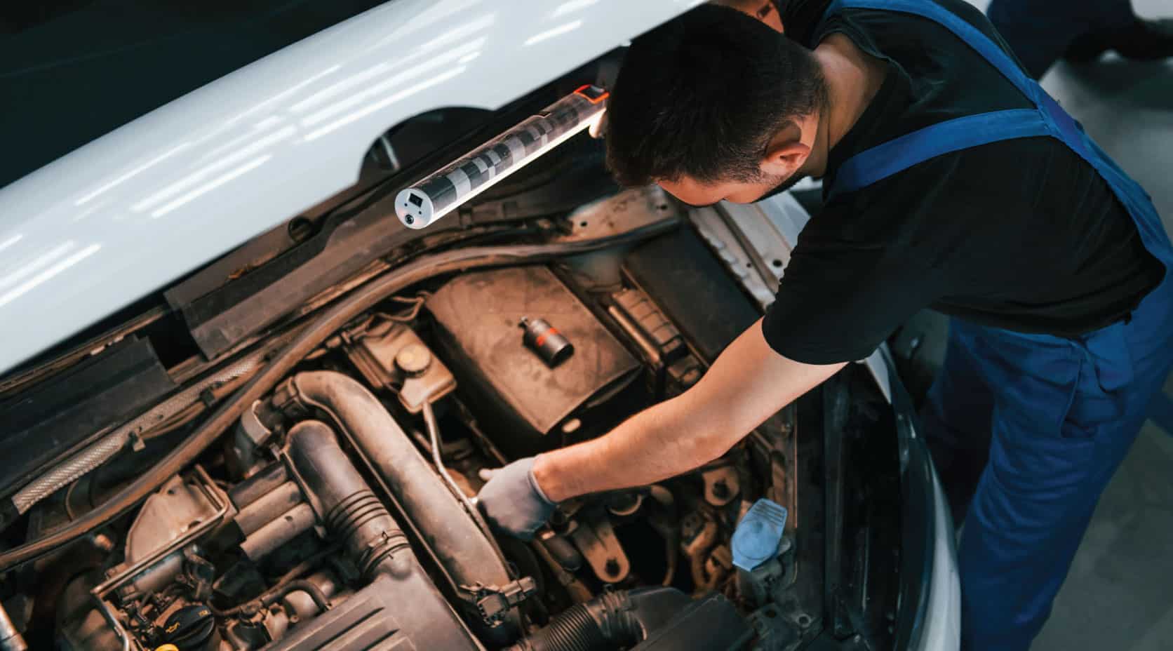 Advanced engine diagnostic equipment and tools at Race Track Auto Services in Houston Texas