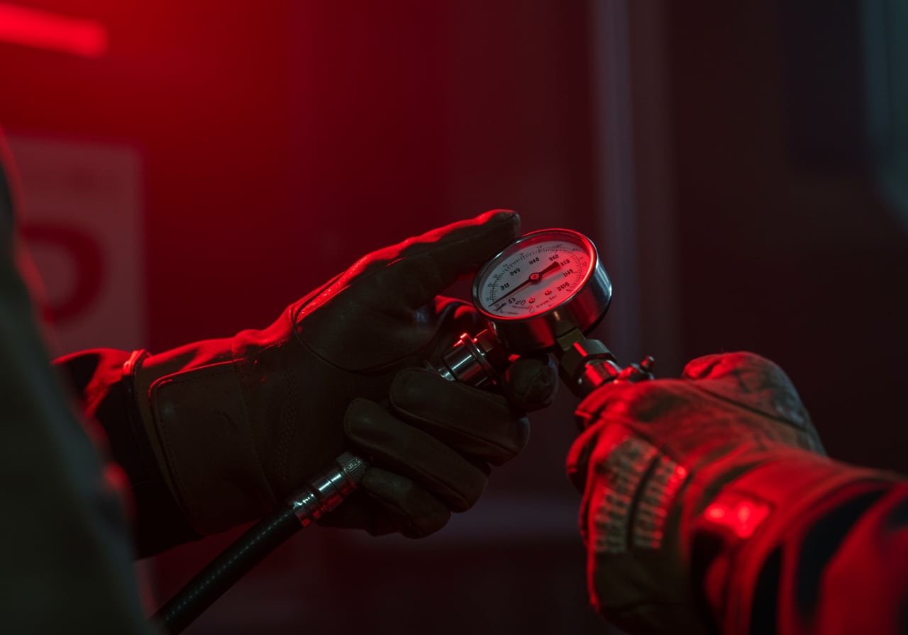 Blinking TPMS light diagnosis Houston Texas auto center