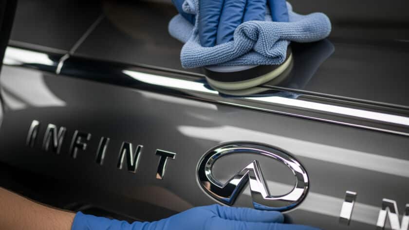 Infiniti auto repair shop technician Houston Texas luxury service